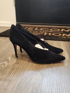 Vince Camuto Black Suede Pointed Toe Stiletto Pumps